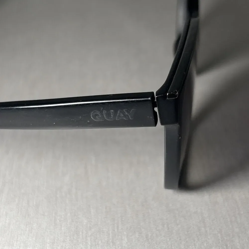 Quay Sunglasses Level Up 60-16-148 Black Frames Blue Beige Fade Lenses
